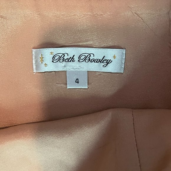 Beth Bowley Long Khaki Skirt with Buttons - Picture 2 of 4